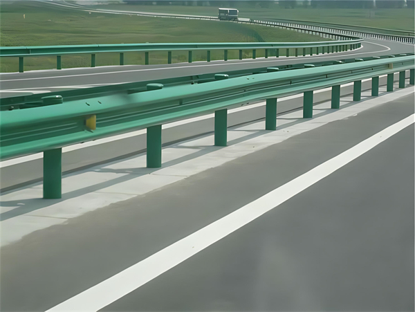 三明波形梁护栏在高速公路的应用