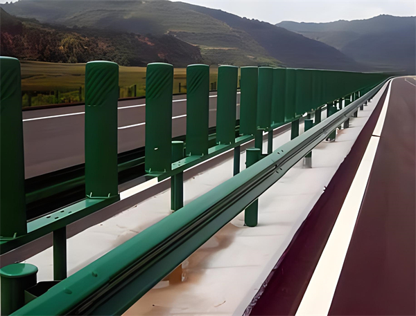 三明三波护栏板在高速公路的应用